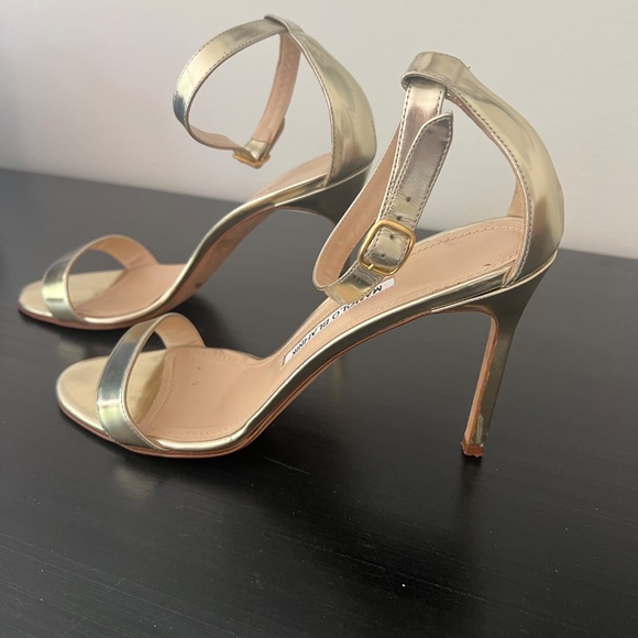 Manolo Blahnik size 38 - Picture 3 of 5